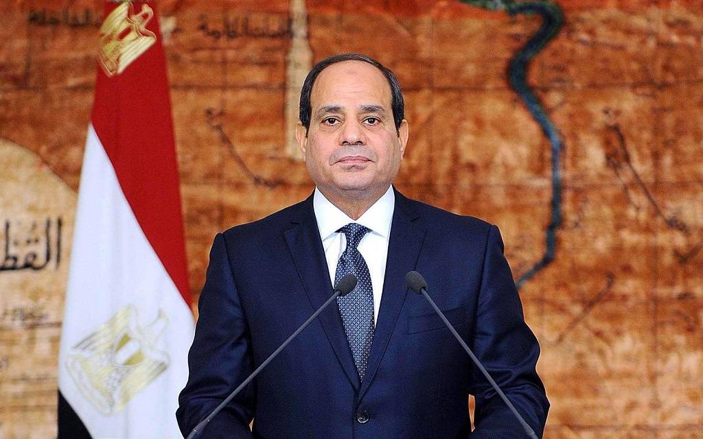 الرئيس السيسي يؤكد مجددا رفض مصر التدخل الخارجي في الأزمة الليبية