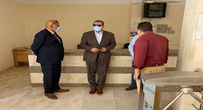 بالصور.. وزير القوى العاملة يتابع إجراءات التعقيم والتطهير قبل انتظام العمل بالوزارة