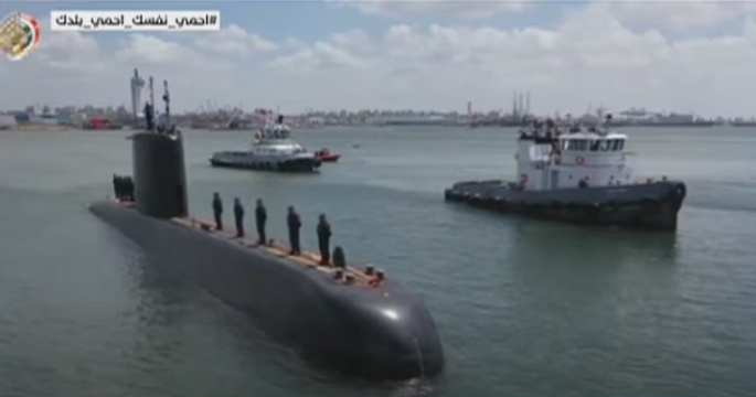 بالفيديو .. وصول الغواصة S-43 الألمانية إلى قاعدة الإسكندرية لتنضم إلى القوات البحرية المصرية