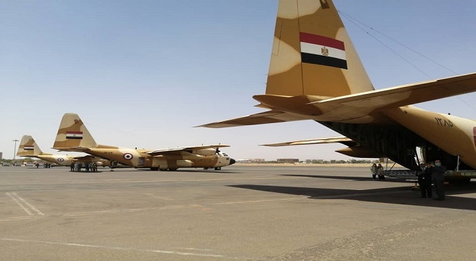 جسر جوي ينقل كميات من المساعدات الطبية من مصر إلى السودان