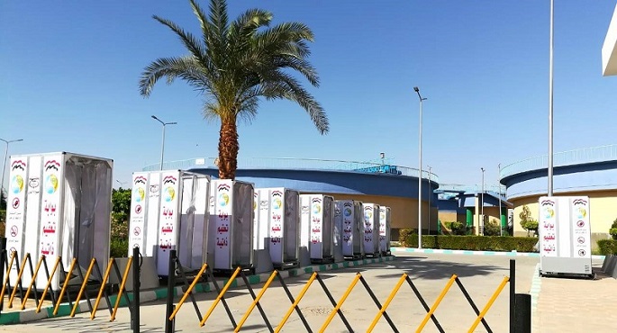 بالصور .. وزير الإسكان : شركة مياه أسيوط تدفع بـ25 “كابينة تعقيم” لوقاية موظفيها من فيروس كورونا