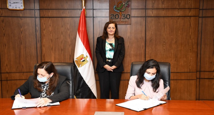 مذكرة تفاهم بين «القومي للإدارة» و«ساويرس للتنمية» لتعزيز مبادئ الحوكمة