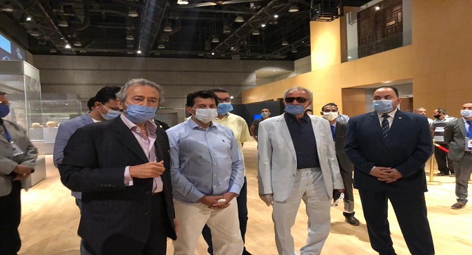 بالصور .. وزير الرياضة يتفقد المتحف القومي للحضارة المصرية تمهيدا لقرعة كأس العالم لكرة اليد