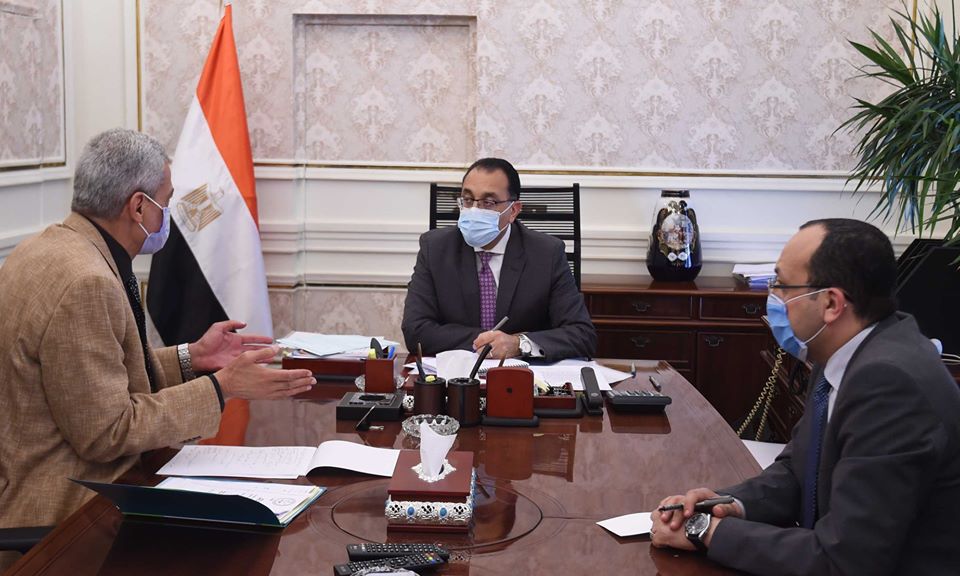 بالفيديو والصور.. مدبولي: استراتيجية توطين صناعة المستلزمات الطبية تستهدف تحقيق الاكتفاء الذاتي وتحفيز الاستثمارات