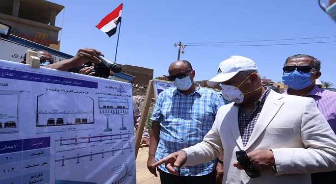 بالصور.. وزير النقل يتابع أعمال تنفيذ 4 محاور على النيل بتكلفة 5.3 مليار جنيه