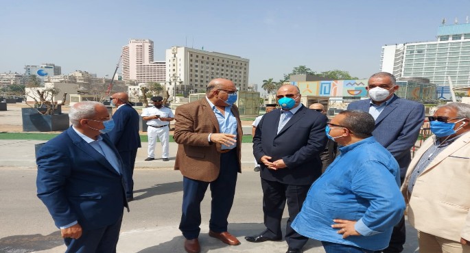 بالصور .. محافظ القاهرة يتفقد ميداني التحرير ورمسيس