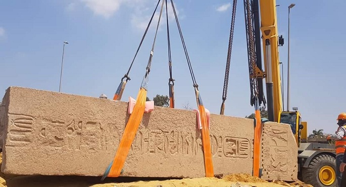 أول مسلة معلقة في العالم بالمتحف المصري الكبير