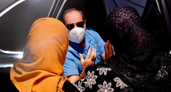 بالصور.. الرئيس السيسي يتفقد مشروع الأسمرات ٣ السكني بالمقطم