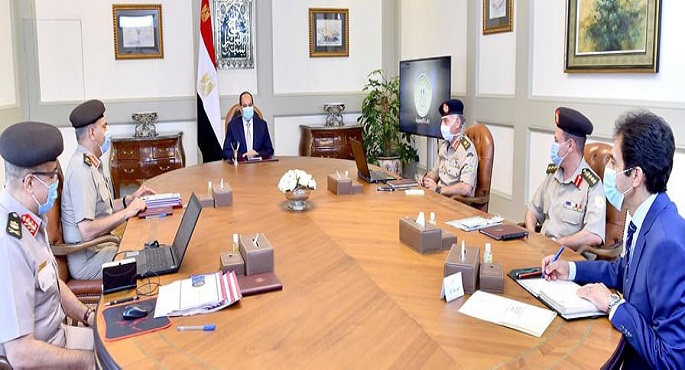 الرئيس السيسي يوجه بتوفير كافة الخدمات للمواطنين على الطرق الرئيسية الجاري تطويرها