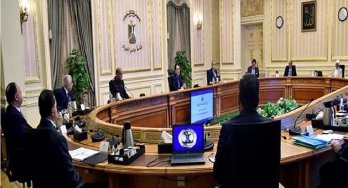 اللجنة العليا لإدارة أزمة فيروس كورونا تستعرض مقترحات الاسئناف التدريجي لعدد من الأنشطة