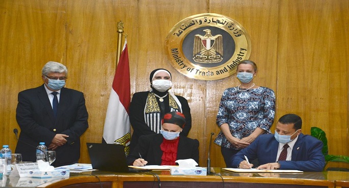 بالصور .. توقيع بروتوكول تعاون لإنشاء مشروع تطبيقي لتدوير المخلفات الصناعية