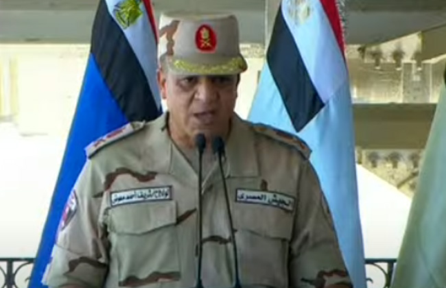 قائد المنطقة الغربية العسكرية : جاهزون لردع كل من تسول له نفسه المساس بأمن مصر القومي
