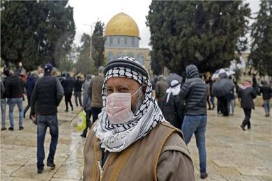 الصحة الفلسطينية: نخشى من تطور فيروس “كورونا” في البلاد لمرحلة التفشي بالمجتمع