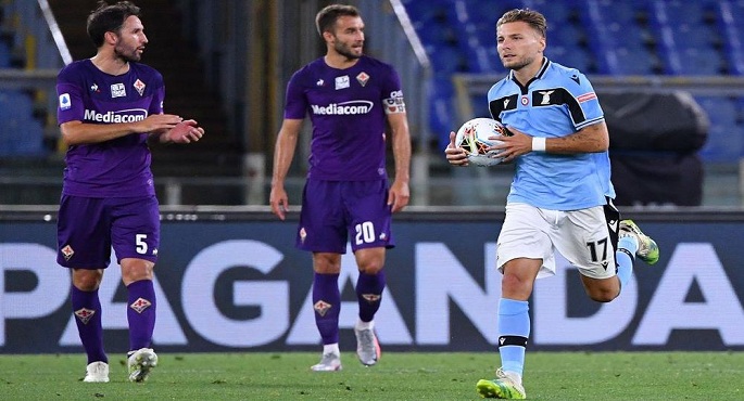 لاتسيو يقلب الطاولة على فيورنتينا ليطارد يوفنتوس في الدوري الإيطالي