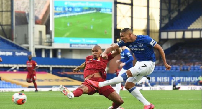 ليفربول يتعادل مع إيفرتون بالبريميرليج