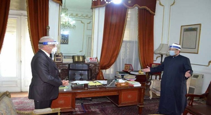 وزير الأوقاف يعلن عن أول مخطط لترتيب صفوف المصلين قبل فتح المساجد