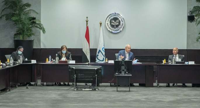بالصور .. مجلس إدارة اقتصادية قناة السويس وافق على مشروعات جديدة لخلق فرص عمل بالمناطق الصناعية