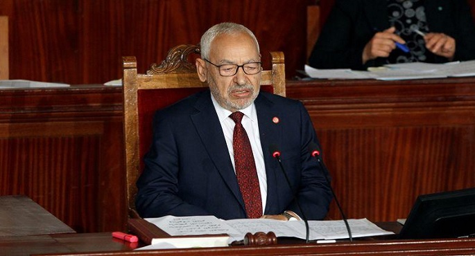 رئيس البرلمان التونسي ينجو من محاولة لسحب الثقة منه