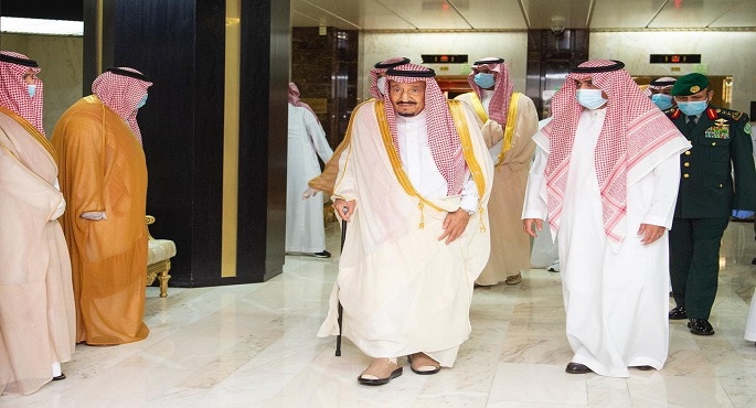الملك سلمان يغادر المستشفى بعد إجراء عملية جراحية ناجحة