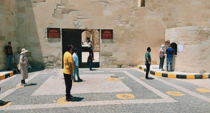 الآثار: تذاكر زيارة “قلعة قايتباي” تنفذ وسط إقبال كبير