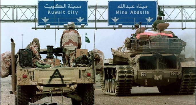 صحيفة ألمانية: هل أعطت واشنطن “الضوء الأخضر” لصدام لغزو الكويت؟