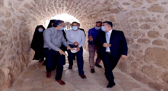 بالصور.. مدبولي يتفقد أعمال تطوير دير سانت كاترين ويقوم بجولة بكنيسة التجلي والوادي المقدس والشجرة المعلقة