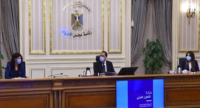 بالصور .. مدبولى يستعرض مع المشاط أهم مجالات التعاون مع شركاء التنمية في القطاعات المختلفة