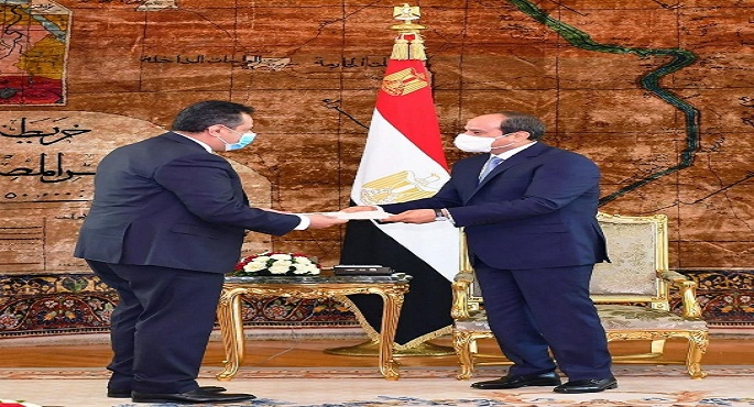 الرئيس السيسي يؤكد موقف مصر الثابت إزاء دعم الحكومة اليمنية الشرعية ووحدة وسيادة  اليمن