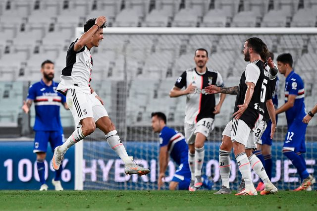 يوفنتوس يهزم سامبدوريا ويتوج بطلاً للدوري الإيطالي للموسم الـ9 توالياً