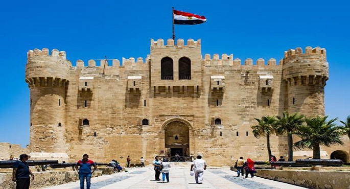 الآثار: إقبال على زيارة قلعة قايتباي في أول أيام عيد الأضحى المبارك