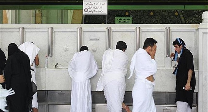 زمزم .. خير ماء على وجه الأرض وراوي ظمأ قاصدي البيت الحرام