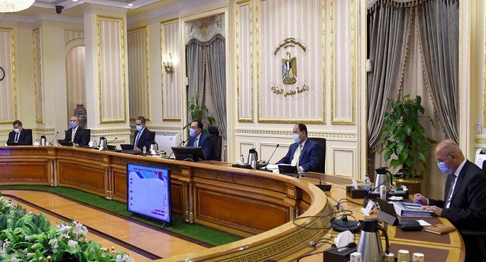 مجلس الوزراء يستعرض آخر المستجدات الخاصة بفيروس كورونا .. ومدبولى يحذر ويشدد على تطبيق الاجراءات الاحترازية