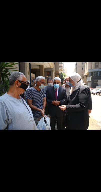 بالصور …وزيرة التضامن تتفقد منافذ صرف المعاشات بالهيئة القومية للتأمين الاجتماعي