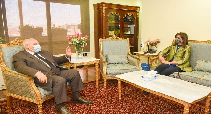 بالصور .. وزيرة الهجرة تبحث مع رئيس “الوطنية للانتخابات” آلية تصويت المصريين بالخارج خلال انتخابات “الشيوخ”