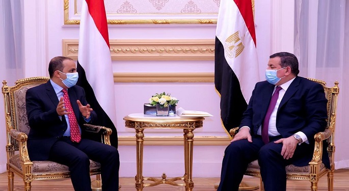 وزير الدولة للإعلام يبحث مع نظيره اليمني سبل التعاون الإعلامي بين البلدين