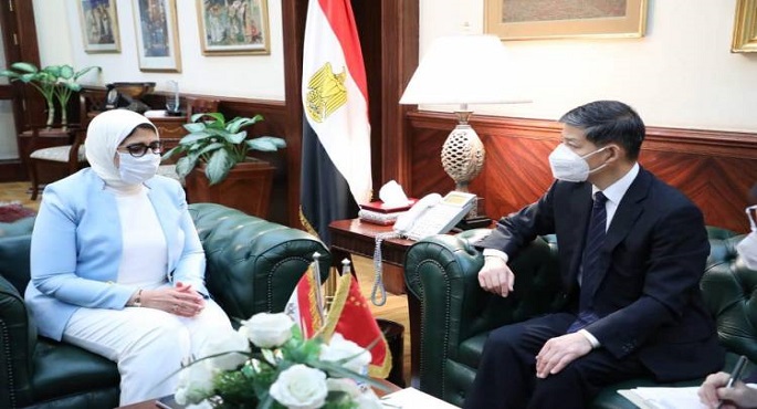 مصر تتفق مع الصين على أن تصبح القاهرة مركزا لتصنيع لقاح كورونا
