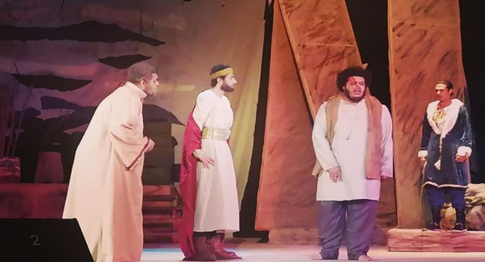 تواصل فعاليات مهرجان إقليم وسط الصعيد الثقافى للفرق المسرحية