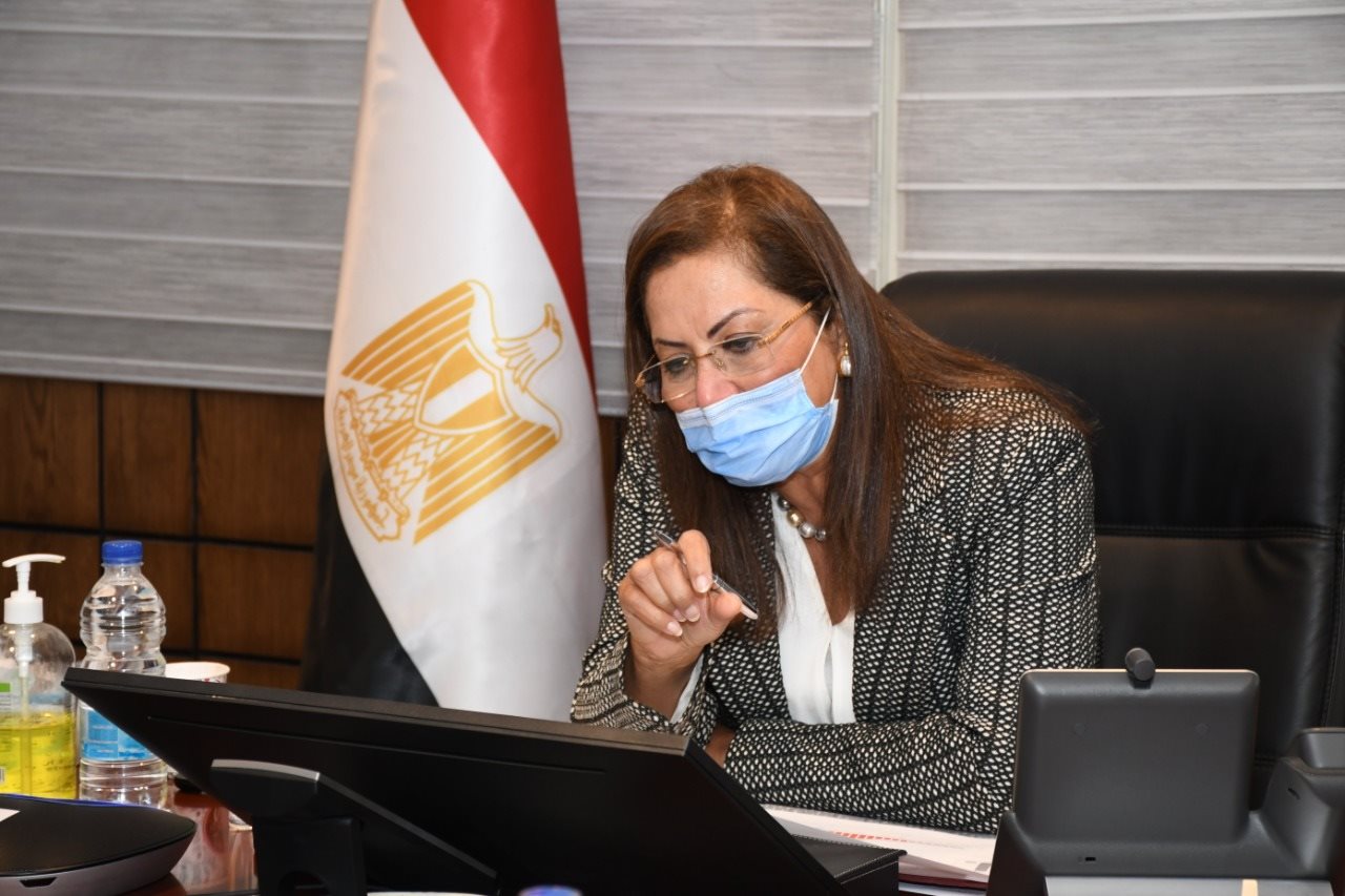 بالصور.. وزيرة التخطيط : الدولة حريصة على الشفافية في التعامل مع أزمة كورونا