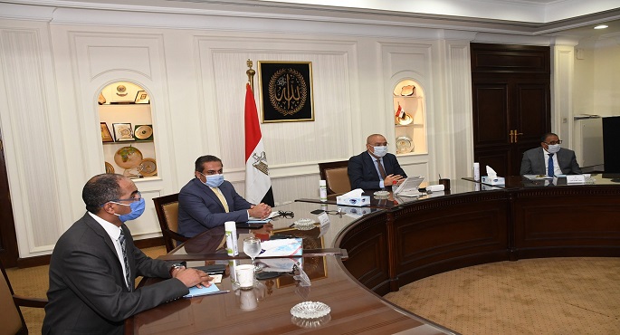 بالصور.. وزير الإسكان يترأس اجتماعا لمتابعة إجراءات مواجهة مخاطر الأمطار والسيول بموسم الشتاء
