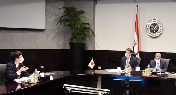 الرئيس التنفيذي لهيئة الاستثمار يستقبل رئيس مجلس الأعمال المصري الياباني