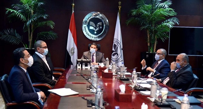 عبد الوهاب يبحث مع «بنية» مشروع تصنيع كابلات الألياف الضوئية في مصر