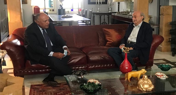 الخارجية: شكري يؤكد لجنبلاط دعم مصر الكامل للأشقاء في لبنان