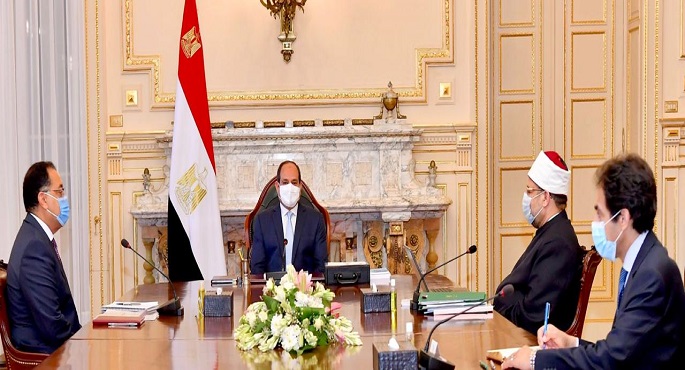الرئيس السيسى يوجه بدراسة الائمة للعلوم الانسانية وصون وتعظيم مال هيئة الاوقاف