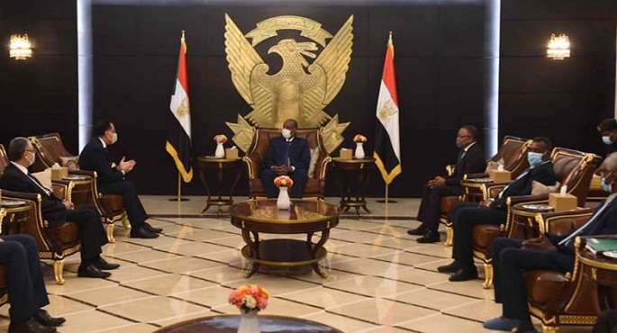 رئيس الوزراء يلتقي النائب الأول لرئيس مجلس السيادة السوداني