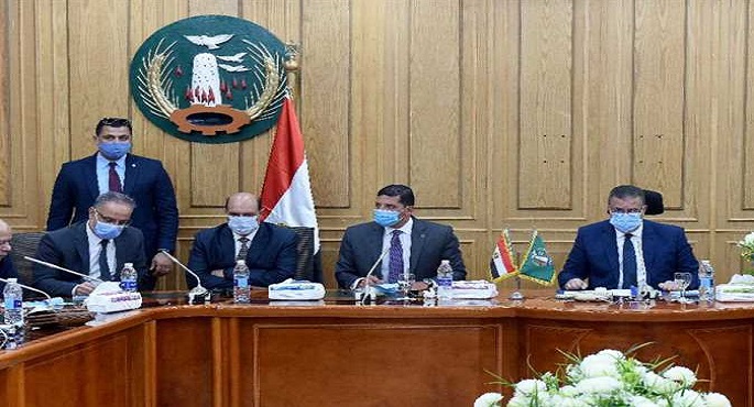 بالصور .. رئيس هيئة الاستثمار يواصل جولاته بمحافظات الدلتا ويؤكد أن الدولة تسعي لحل التحديات التي تواجه المستثمرين