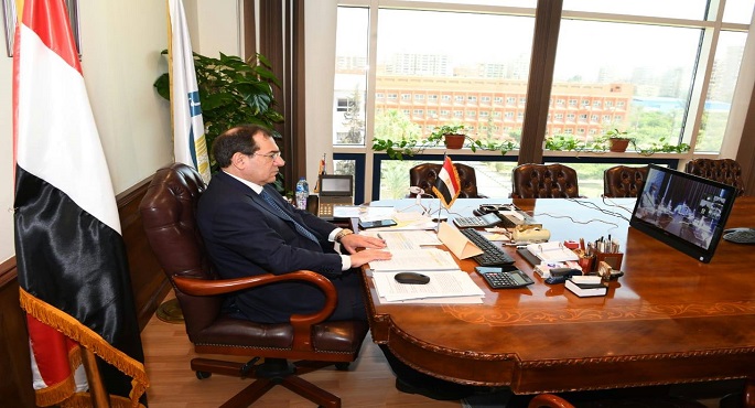 المهندس طارق الملا يرأس الجمعية العامة لشركتى البرلس ورشيد للبترول