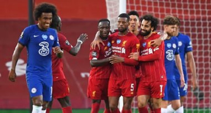 ليفربول يقص شريط الدوري الإنجليزي ضد ليدز ويختتم الدور الأول مع يونايتد