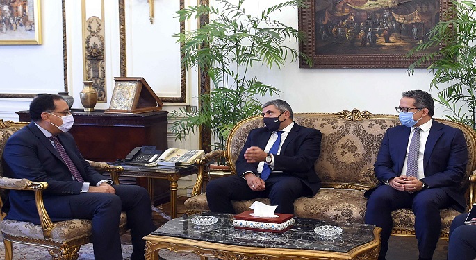 أمين عام منظمة السياحة العالمية يشيد بجهود مصر في تطبيق الإجراءات الاحترازية بالأماكن السياحية