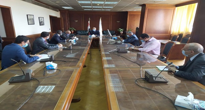 بالصور.. وزير الري يستقبل سكرتير لجنة الشئون الخارجية بالبرلمان الفرنسي للتباحث حول مجالات التعاون