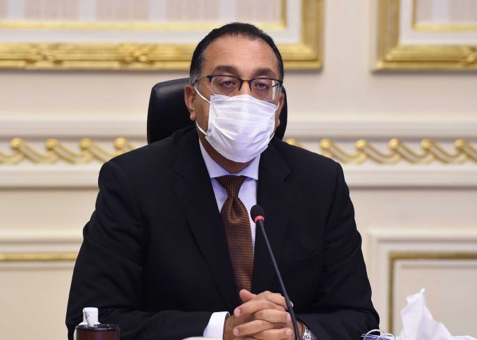 خلال زيارته لبورسعيد ..رئيس الوزراء يتفقد عددا من المصانع